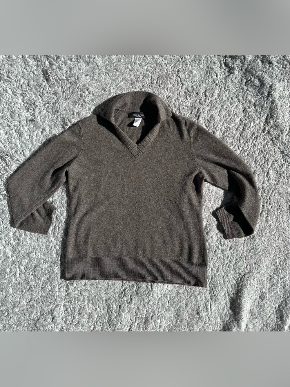 Jones New York Women's V-Neck Sweater 100% Cashmere